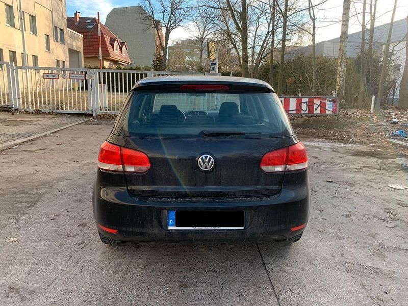 Gebraucht VW Golf VI 80 PS (58 kW) 2009 Schwarz Kleinwagen