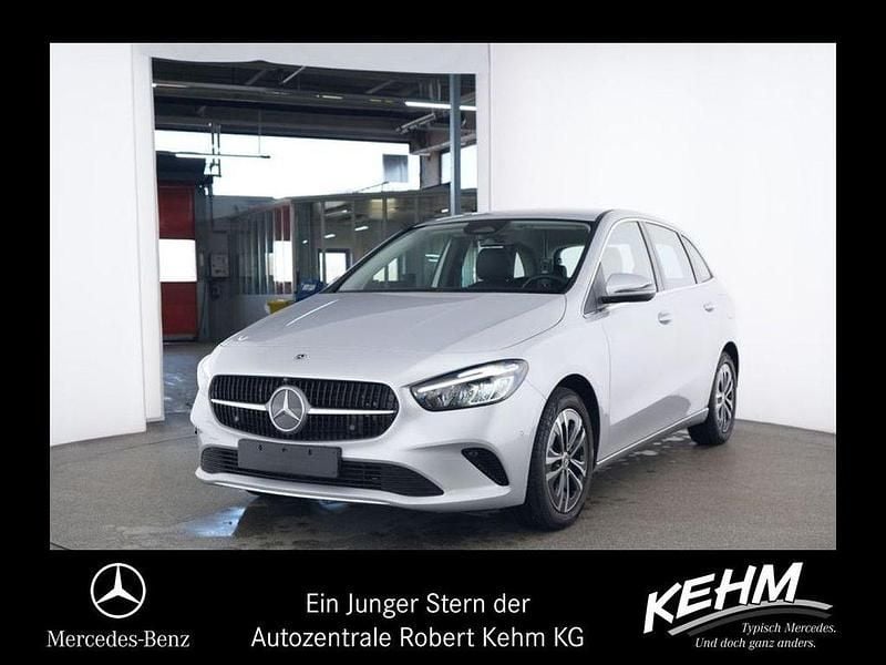 Iridiumsilber (metallic) Gebraucht 2023 Mercedes B250e Progressive Van / Kleinbus | 32.390 € (Guter Preis) - Bild 1/4
