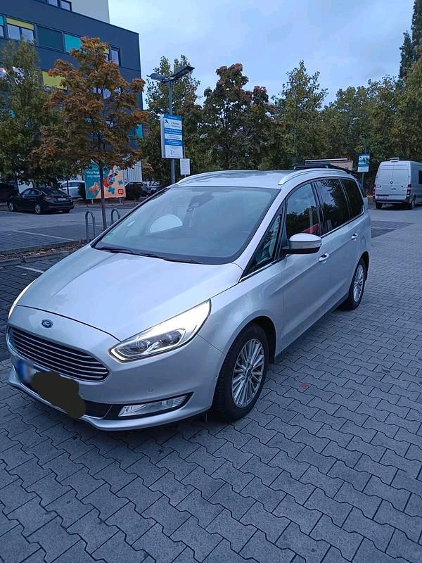 Gebraucht Ford Galaxy Titanium 150 PS (110 kW) 2017 Silber Van / Kleinbus