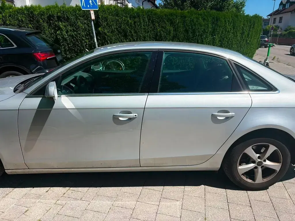 Gebraucht Audi A4 Ambiente 120 PS (88 kW) 2009 Grau Limousine