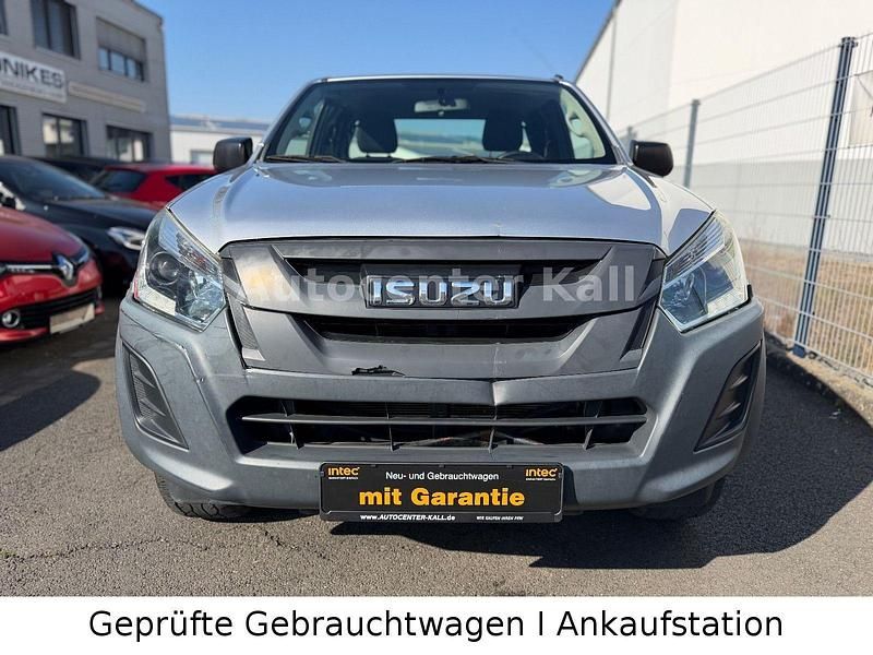 Gebraucht Isuzu D-Max 163 PS (119 kW) 2019 Silber SUV