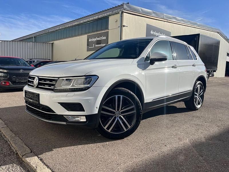 Weiß Gebraucht 2016 VW Tiguan Highline SUV | 18.990 € (Etwas zu teuer) - Bild 1/4