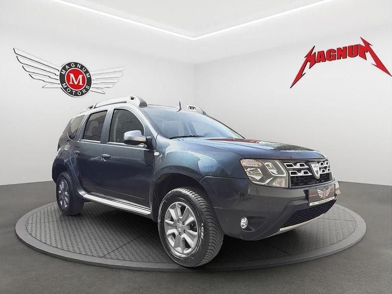 Gebraucht Dacia Duster Prestige 105 PS (77 kW) 2014 Grau SUV