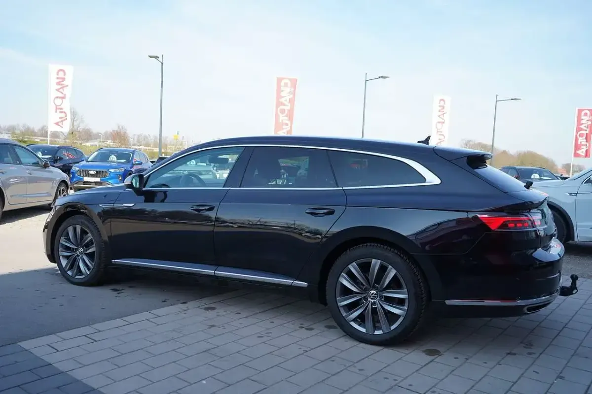 Gebraucht VW Arteon Elegance 190 PS (139 kW) 2023 Schwarz Limousine