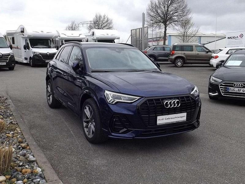 Gebraucht Audi Q3 S-Line 150 PS (110 kW) 2023 Navarrablau metallic SUV