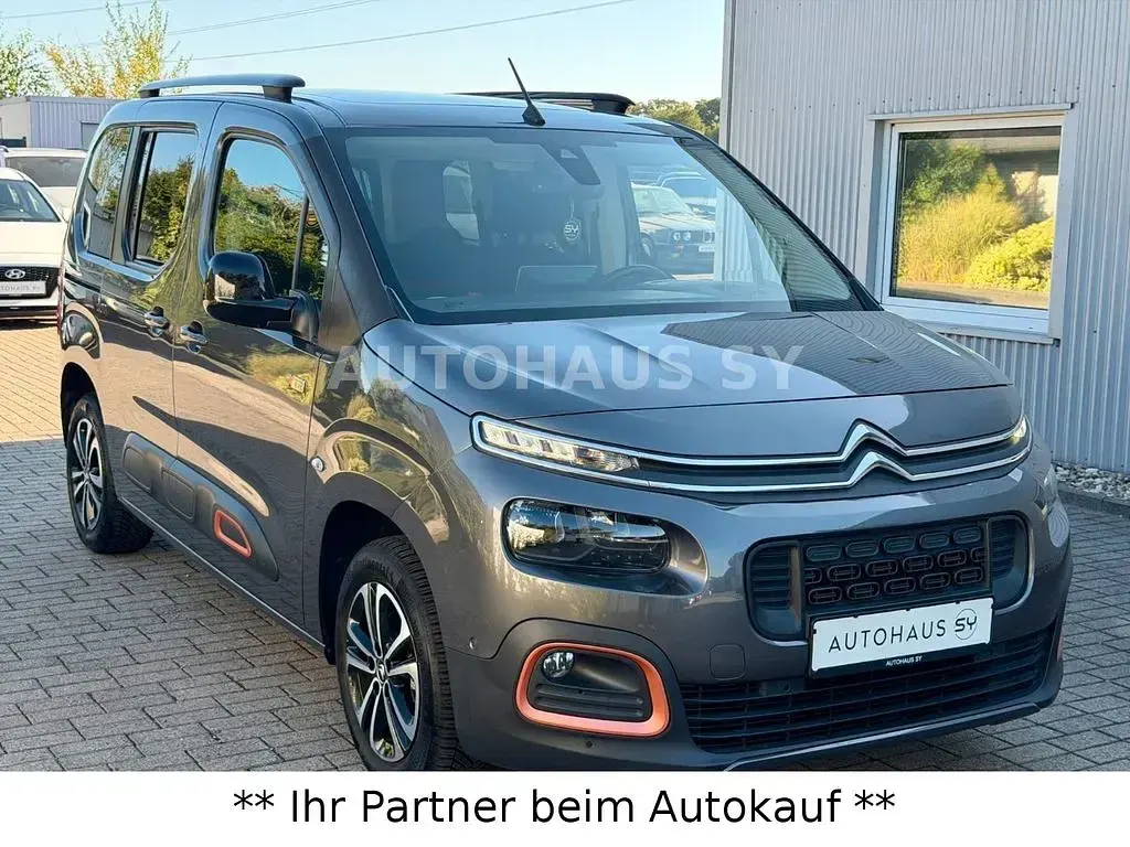 Gebraucht Citroën Berlingo Shine 131 PS (96 kW) 2021 Grau Van / Kleinbus