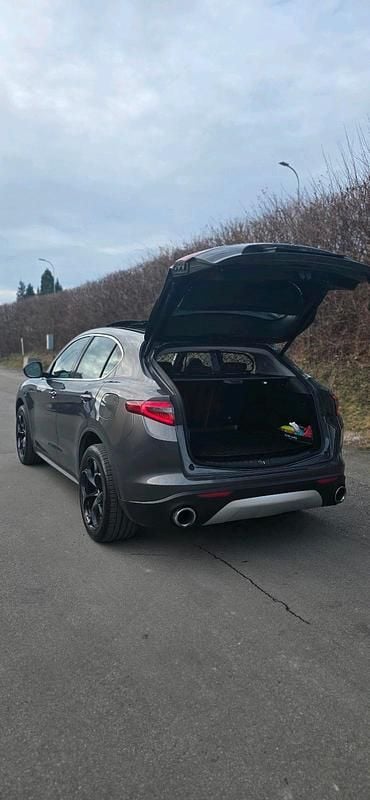 Gebraucht Alfa Romeo Stelvio Super 280 PS (205 kW) 2018 Grau SUV