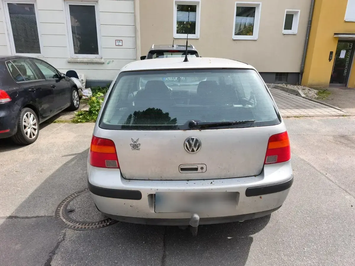 Gebraucht VW Golf 101 PS (74 kW) 1998 Silber Coupé
