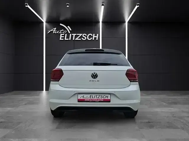 Second-hand VW Polo Comfortline 116 CP (85 kW) 2021 Alb Hatchback