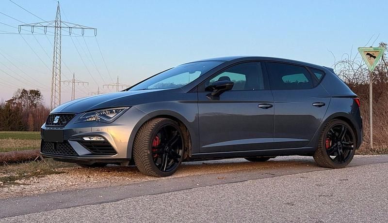 Gebraucht Seat Leon CUPRA 300 PS (220 kW) 2018 Grau Limousine