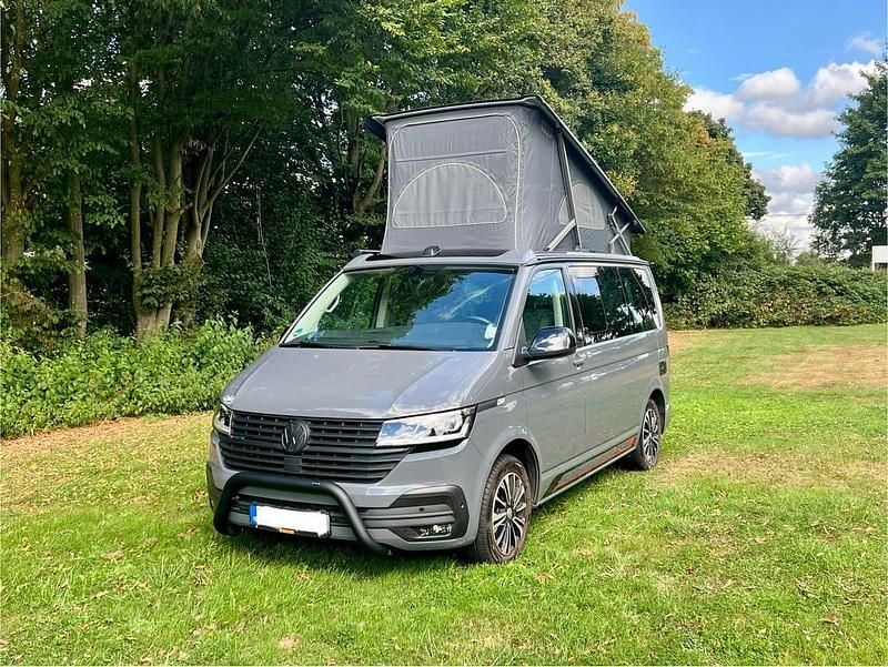 Grau Gebraucht 2022 VW California California Van | 72.500 € (Fairer Preis) - Bild 1/4