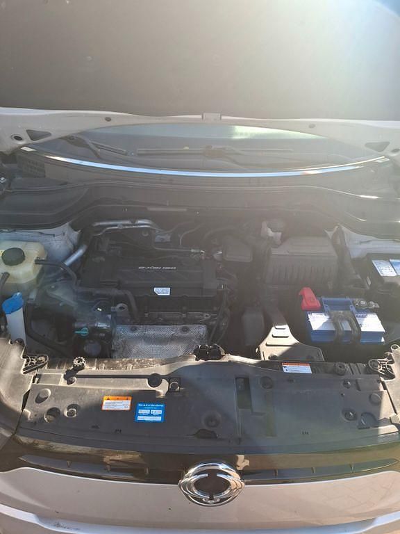 Gebraucht SsangYong Tivoli Quartz 128 PS (94 kW) 2016 Silber SUV