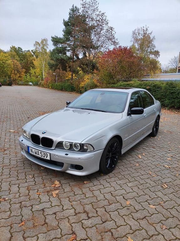 Silber Gebraucht 2000 BMW 525 Limousine | 7.900 € (Teuer) - Bild 1/4