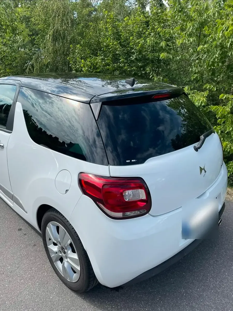 Gebraucht Citroën DS3 82 PS (60 kW) 2016 Weiß Kleinwagen