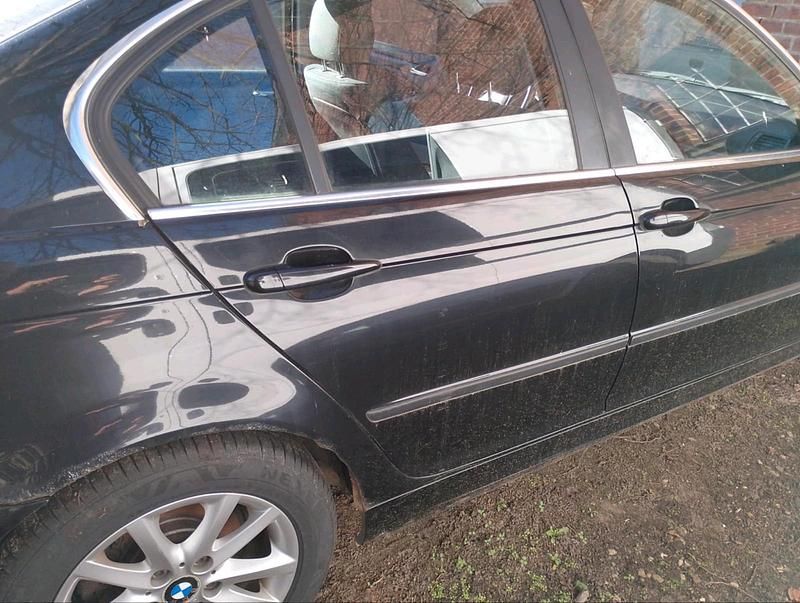 Gebraucht BMW 316 116 PS (85 kW) 2004 Schwarz Limousine