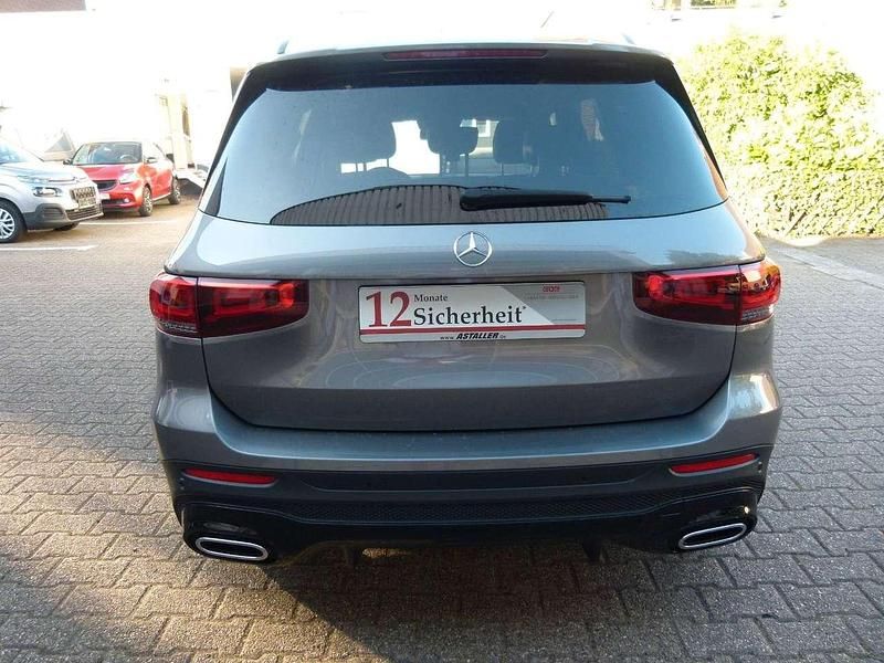 Gebraucht Mercedes GLB220 AMG line 190 PS (139 kW) 2023 Mountaingrau SUV