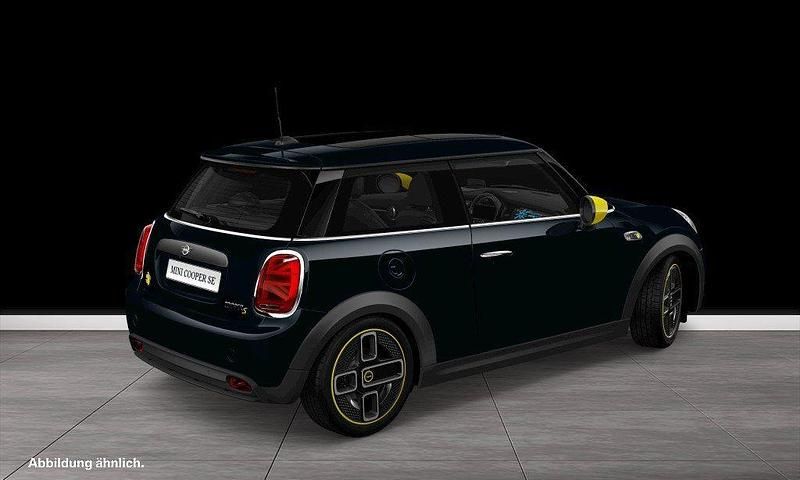 Gebraucht Mini Cooper SE Hatch 135 kW (184 PS) 2021 Blau Kleinwagen