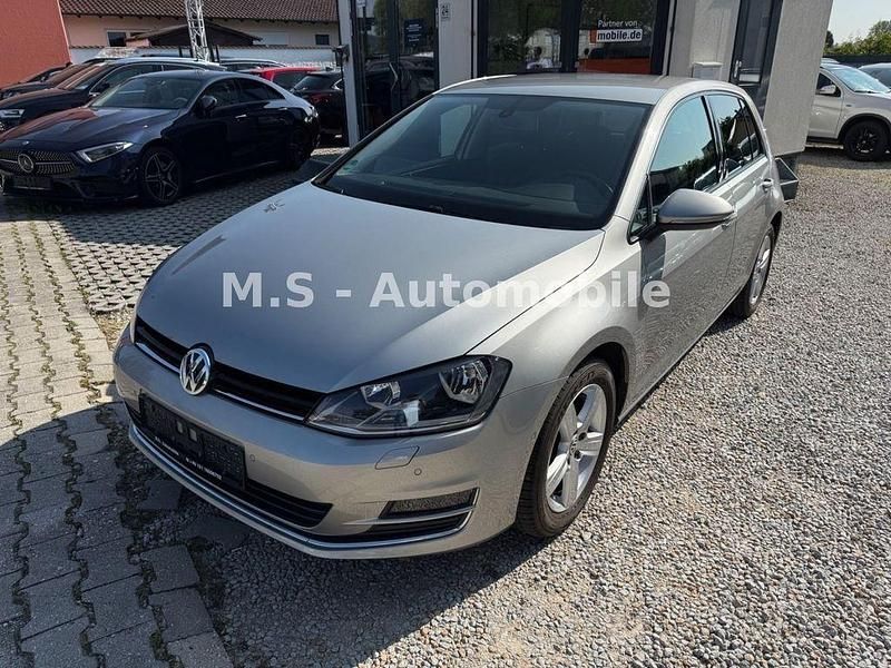 Silber Gebraucht 2013 VW Golf VII Comfortline Limousine | 10.480 € (Fairer Preis) - Bild 1/4