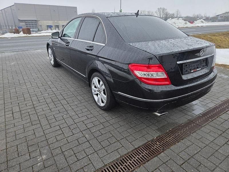 Gebraucht Mercedes C220 170 PS (125 kW) 2011 Schwarz Limousine