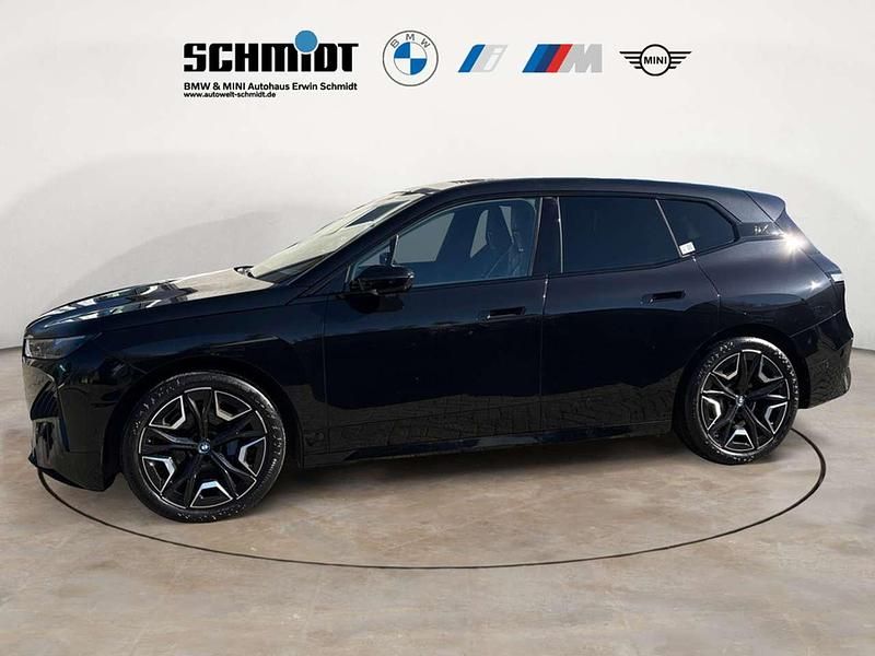 Gebraucht BMW iX 239 kW (326 PS) 2022 Saphirschwarz metallic SUV