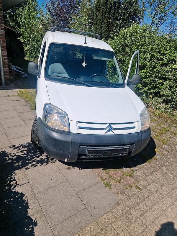 Gebraucht Citroën Berlingo 75 PS (55 kW) 2007 Weiß Van / Kleinbus