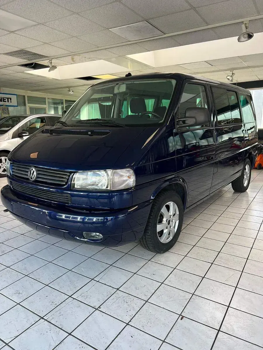 Gebraucht VW Caravelle 116 PS (85 kW) 2003 Blau Van
