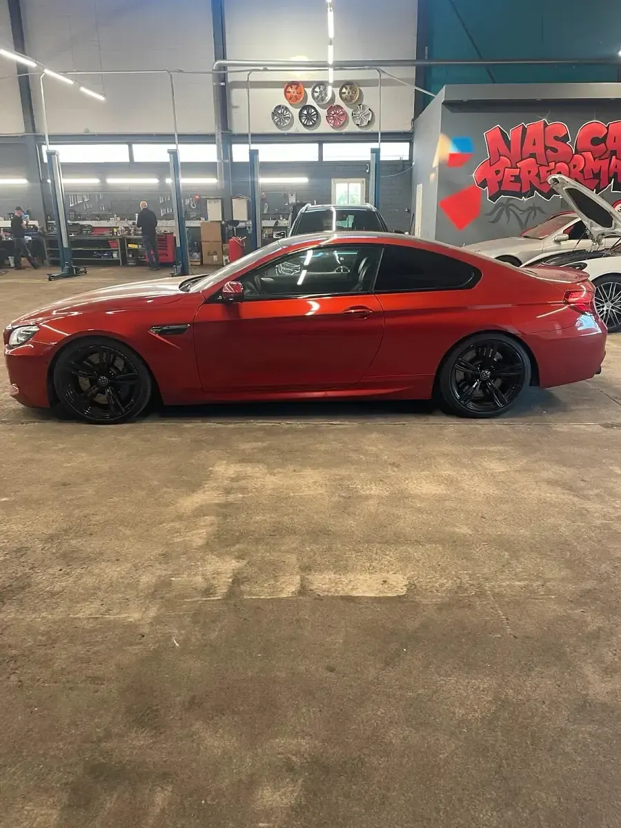 Second-hand BMW M6 560 CP (411 kW) 2012 Portocaliu Coupe