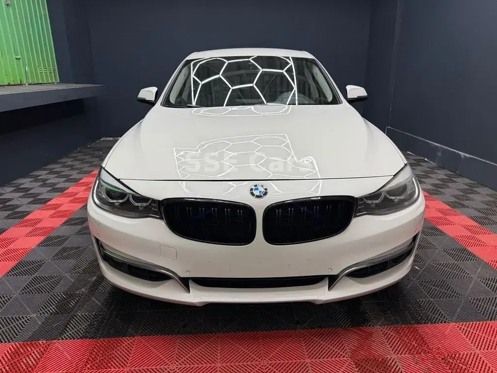 Gebraucht BMW 320 Luxury Line 184 PS (135 kW) 2014 Weiß Limousine