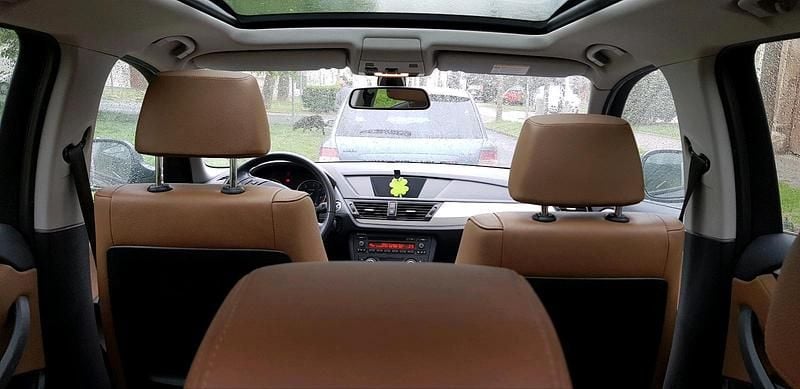 Gebraucht BMW X1 148 PS (108 kW) 2010 Schwarz SUV