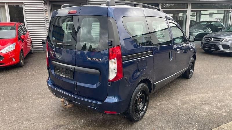 Gebraucht Dacia Dokker Celebration 116 PS (85 kW) 2015 Blau Van / Kleinbus