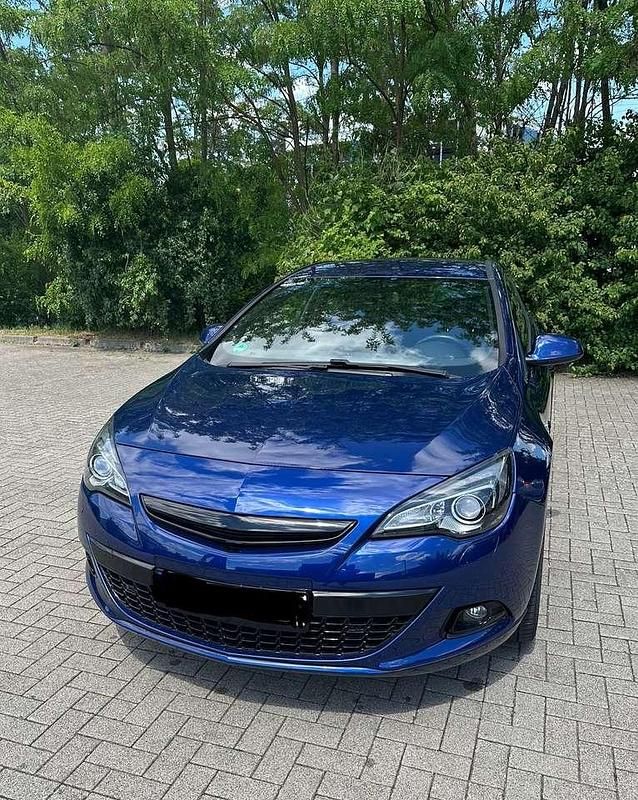 Blau Gebraucht 2014 Opel Astra GTC OPC Limousine | 9.800 € (Teuer) - Bild 1/4