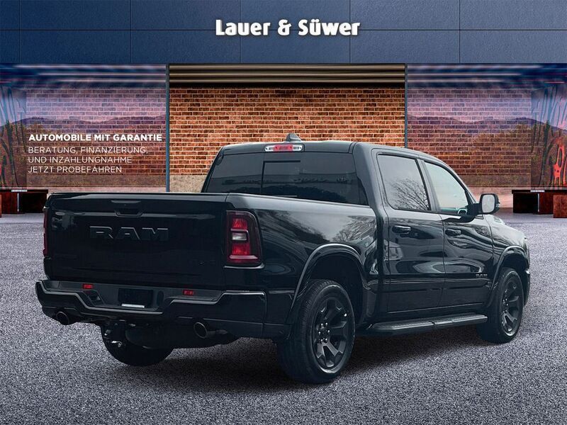 Gebraucht Dodge Ram 426 PS (313 kW) 2024 Schwarz Pickup
