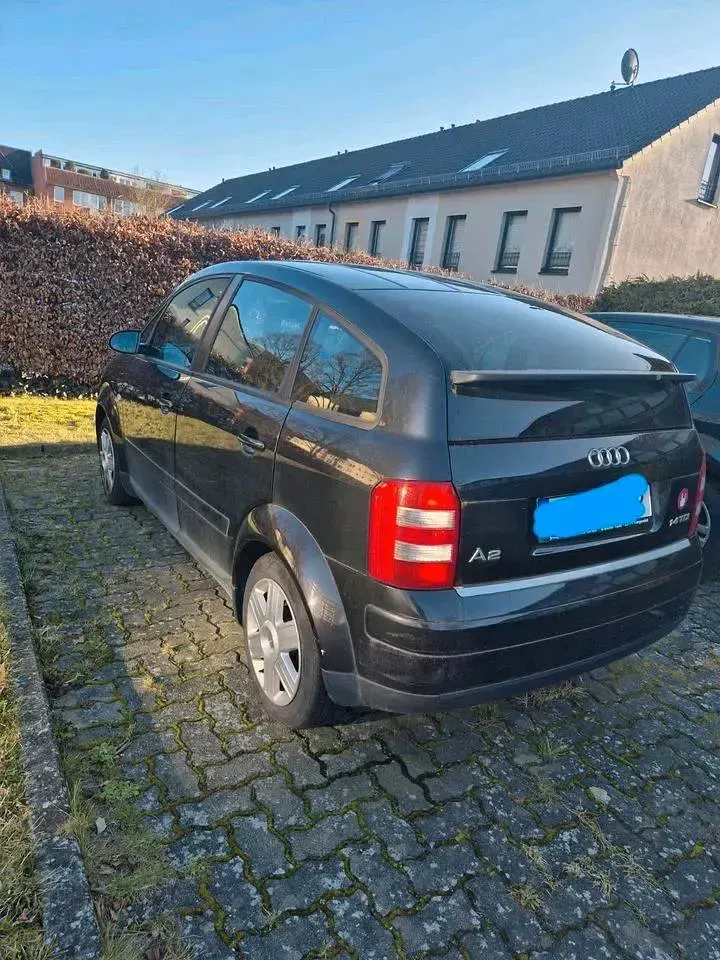 Gebraucht Audi A2 75 PS (55 kW) 2005 Schwarz Kleinwagen