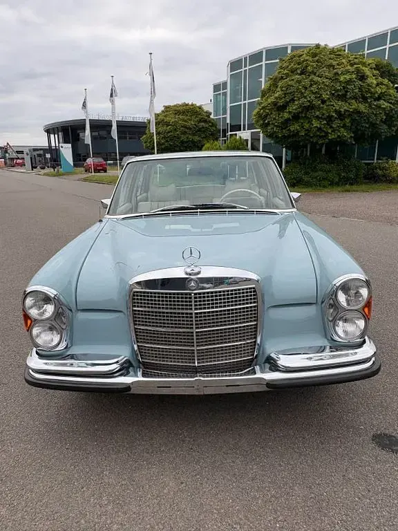 Gebraucht Mercedes W109 197 PS (144 kW) 1970 Blau Limousine