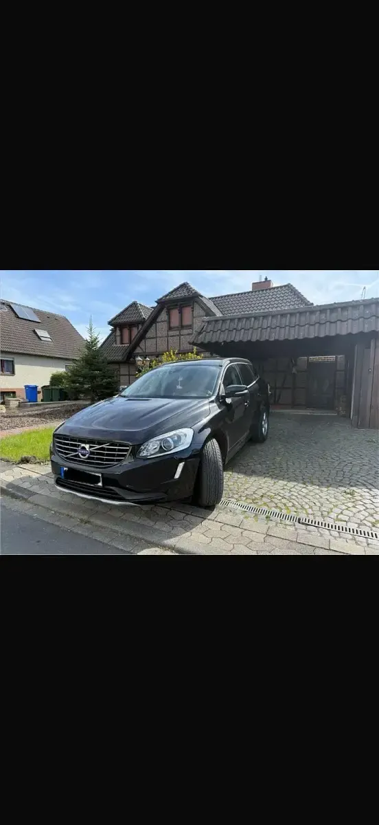 Second-hand Volvo XC60 190 CP (139 kW) 2016 Negru SUV