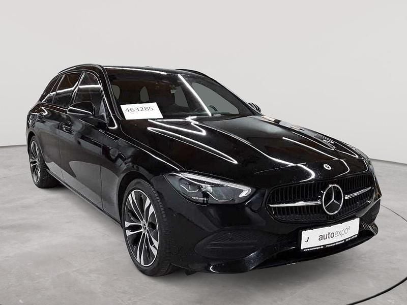 Schwarz Gebraucht 2022 Mercedes C220 Avantgarde Kombi | 22.890 € (Guter Preis) - Bild 1/4