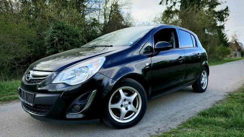 Schwarz Gebraucht 2013 Opel Corsa Limousine | 3.500 € (Fairer Preis) - Bild 1/4