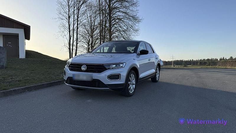 Gebraucht VW T-Roc 150 PS (110 kW) 2019 Weiß SUV