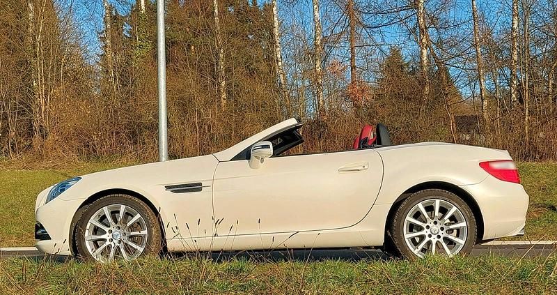 Gebraucht Mercedes SLK350 306 PS (225 kW) 2011 Weiß Cabrio