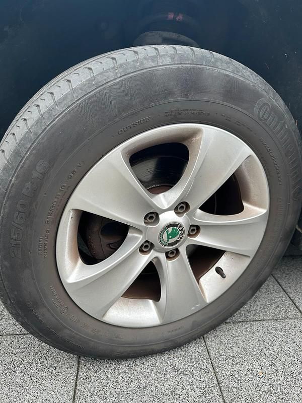 Gebraucht Skoda Yeti 140 PS (102 kW) 2009 Grau SUV
