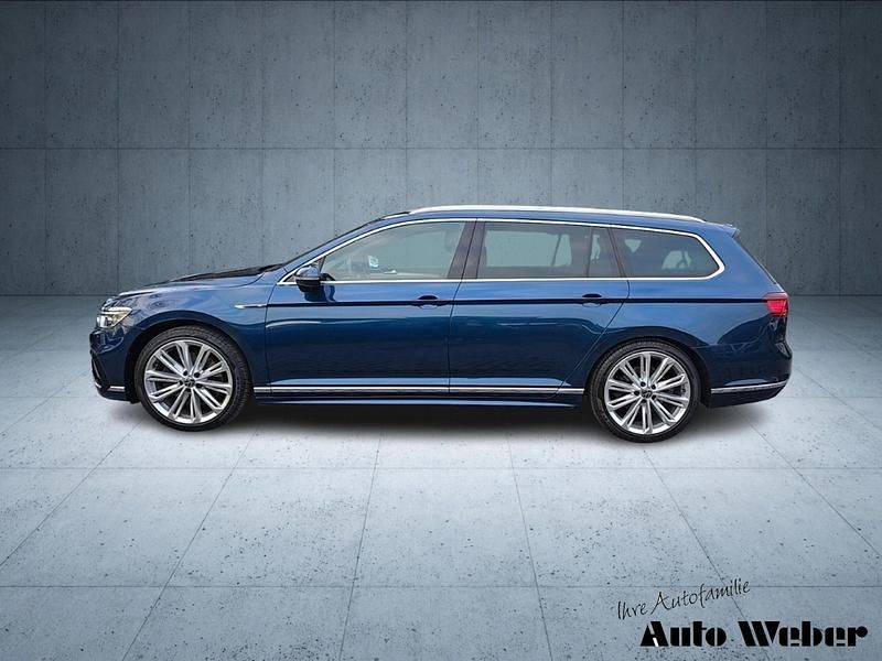 Gebraucht VW Passat R-line 280 PS (205 kW) 2022 Blau Limousine