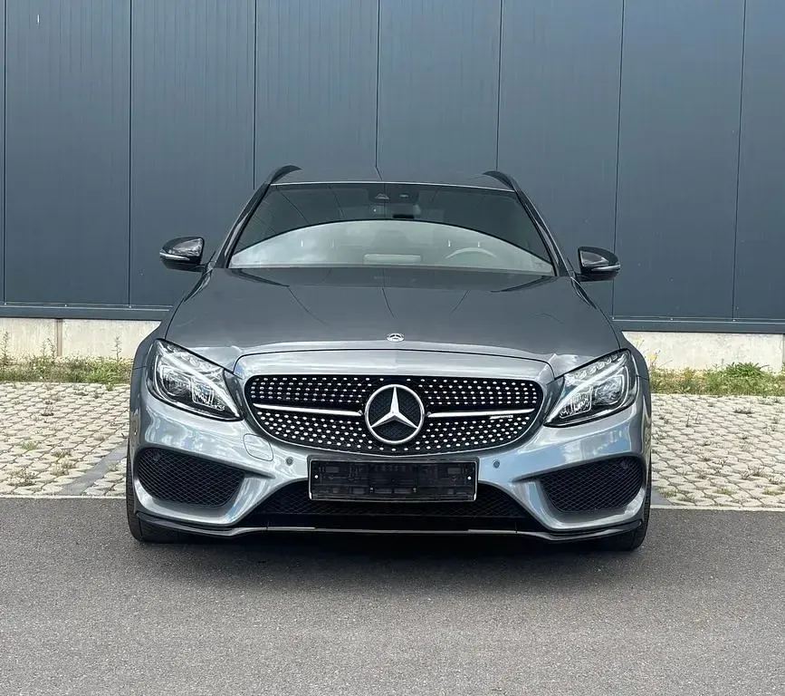 Gebraucht Mercedes C43 AMG AMG 367 PS (269 kW) 2018 Grau Limousine