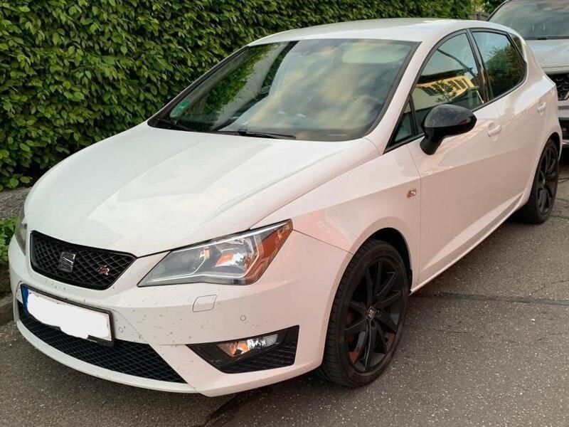 Weiß Gebraucht 2017 Seat Ibiza FR Kleinwagen | 7.499 € (Guter Preis) - Bild 1/4