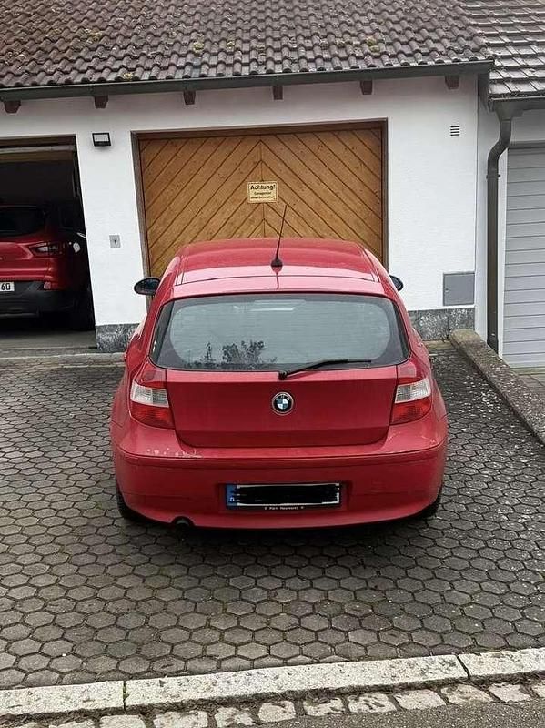Gebraucht BMW 116 116 PS (85 kW) 2005 Rot Kleinwagen