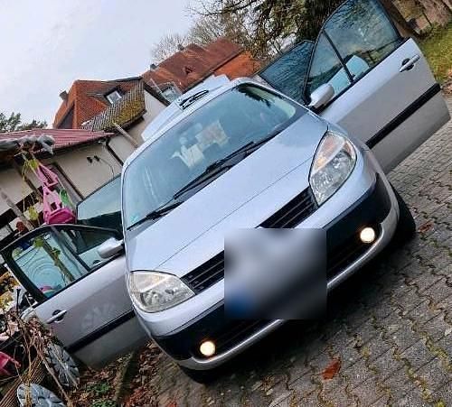 Gebraucht Renault Scénic II 113 PS (83 kW) 2005 Grau Van / Kleinbus