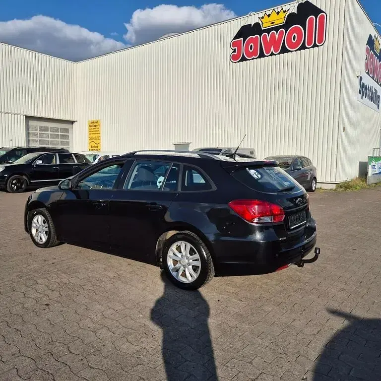 Gebraucht Chevrolet Cruze LT 131 PS (96 kW) 2013 Schwarz Kombi