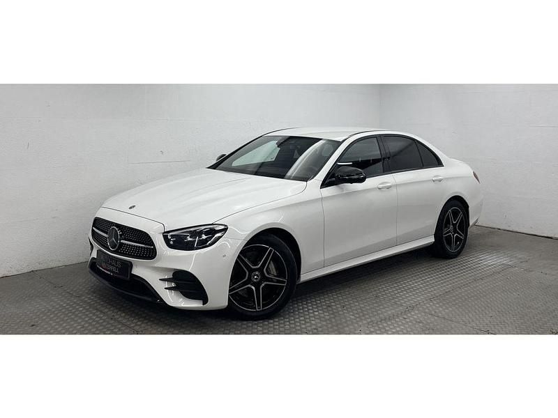 Polarweiss Gebraucht 2022 Mercedes E400 AMG Limousine | 42.800 € (Superpreis) - Bild 1/4