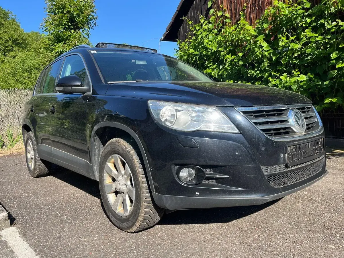 Gebraucht VW Tiguan Sportline 140 PS (102 kW) 2008 Schwarz SUV
