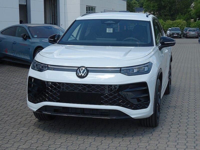 Gebraucht VW Tayron Style 193 PS (141 kW) 2025 Weiß SUV