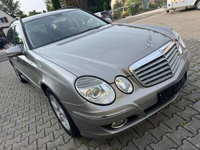 Cubanitsilber Gebraucht 2008 Mercedes E220 Kombi | 8.290 € (Teuer) - Bild 1/4